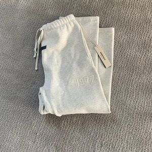 Essentials Fear Of God Mens light oatmeal sweatpants in size small